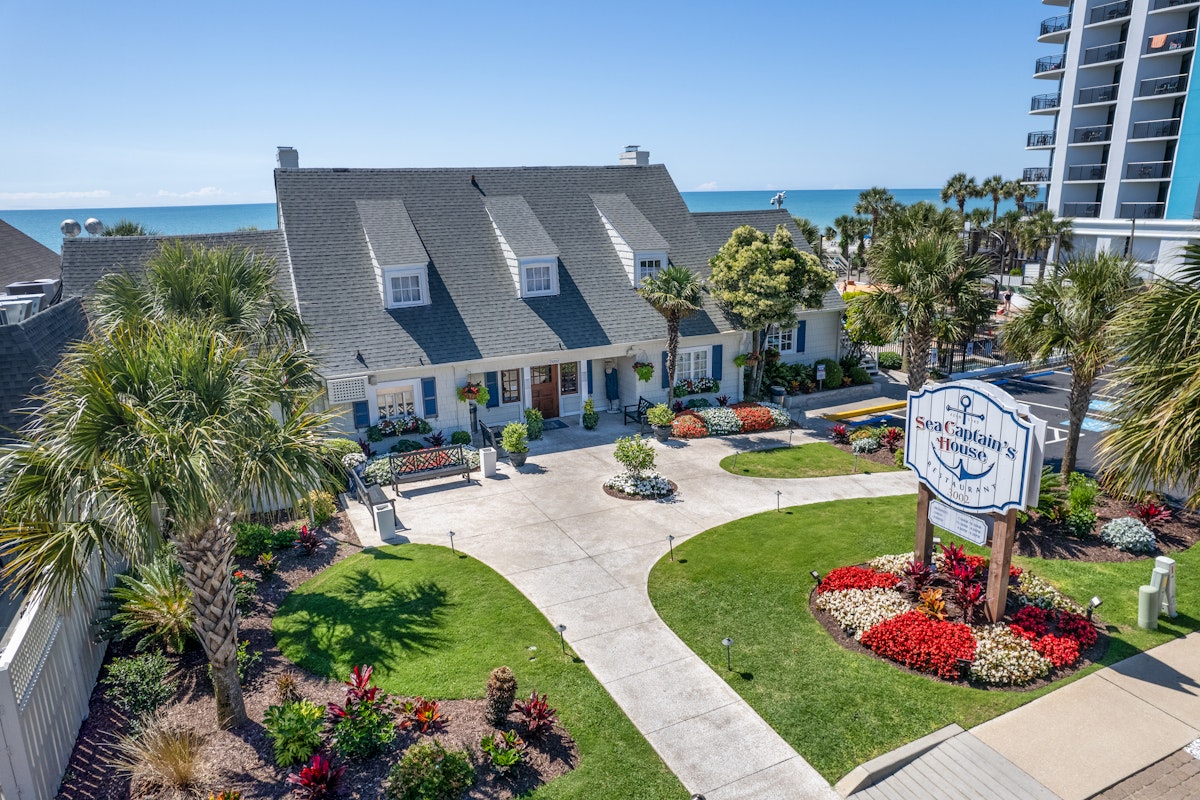Sea Captain's House - Oceanfront Dining
